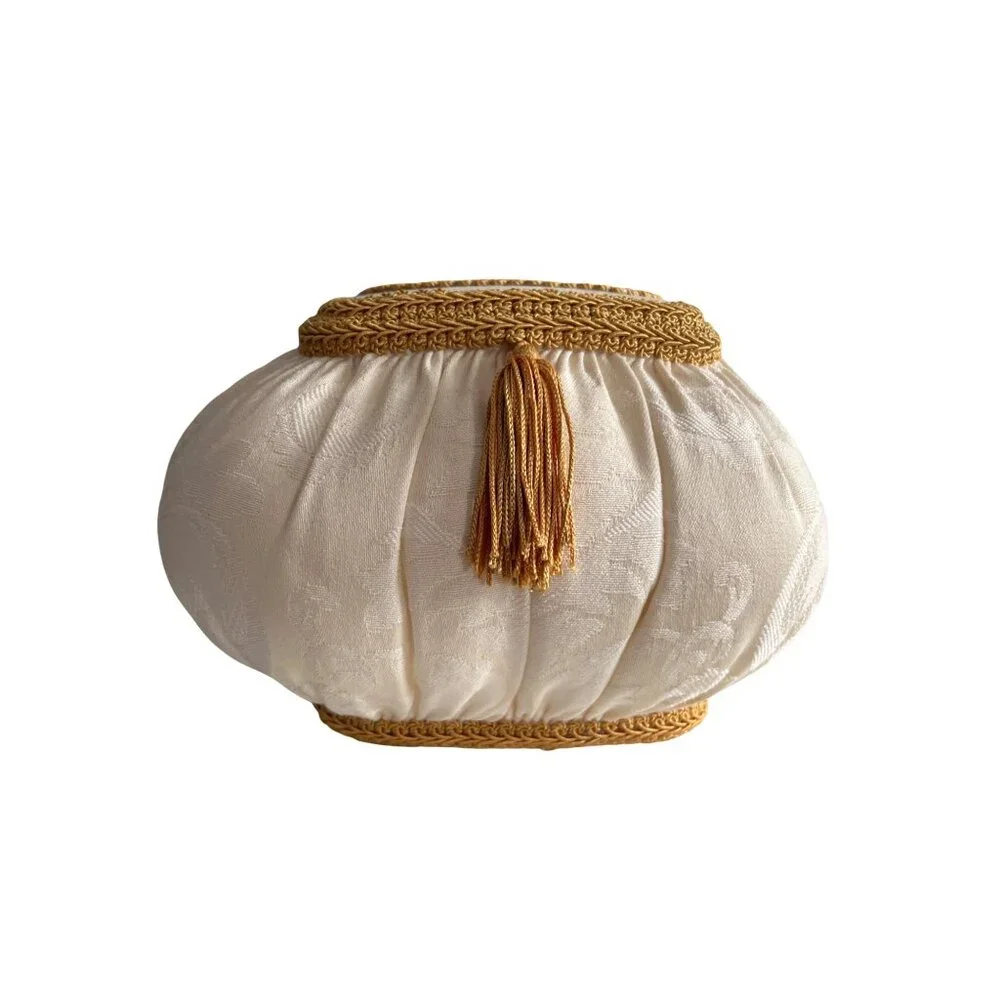 Austin Horn Collection Cream Damask Tissue Box Cover Gold Tassel Vanity Bath Dec